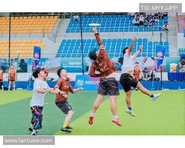 上海飞盘队在世界滑板锦标赛中的蜕变与成长之路探秘 上海飞盘队在世界滑板锦标赛中的蜕变与成长之路探秘