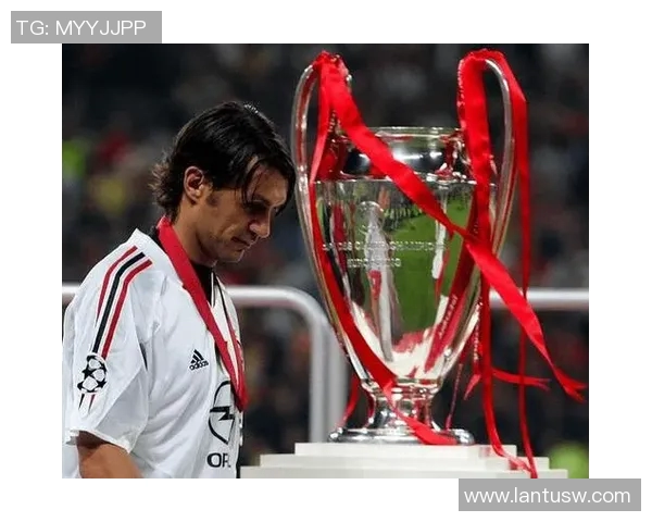 足球明星在赛场上的泪水时刻揭示了他们背后的坚持与情感故事 足球明星在赛场上的泪水时刻揭示了他们背后的坚持与情感故事