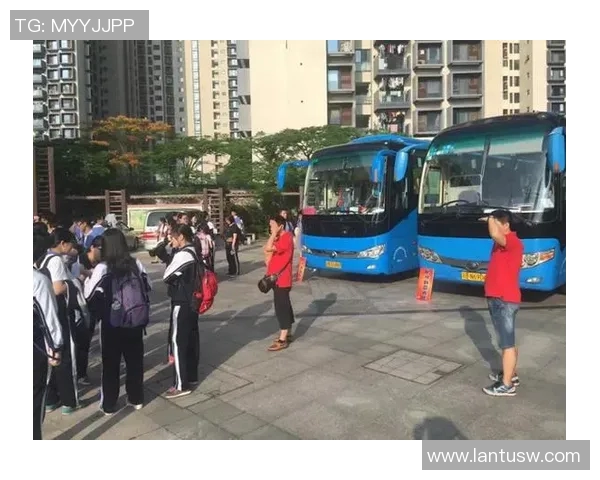 足球明星送上祝福助力高考学子勇攀高峰展现青春风采 足球明星送上祝福助力高考学子勇攀高峰展现青春风采